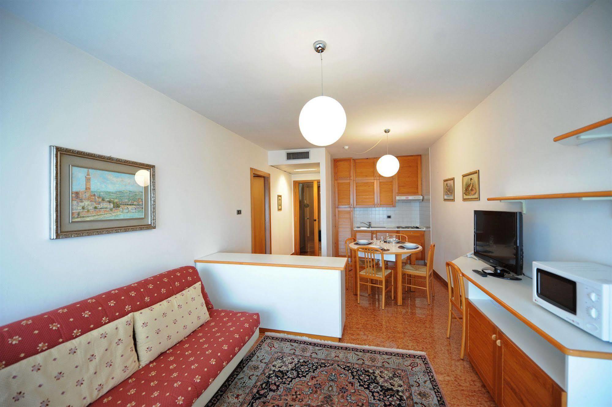 Residence All'Adige Verona Exterior photo